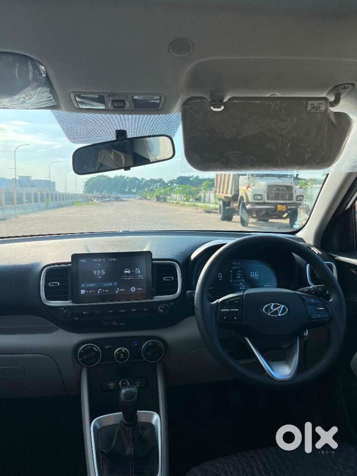 Hyundai Venue 1.2 S (o), 2025, Petrol