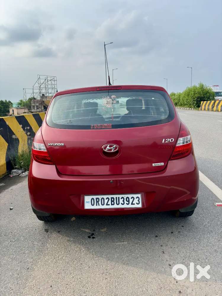 Hyundai I20 Sportz Petrol 2011