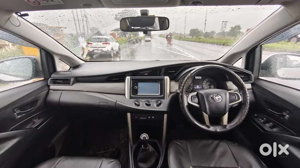 Toyota Innova Crysta 2.4 G 2018