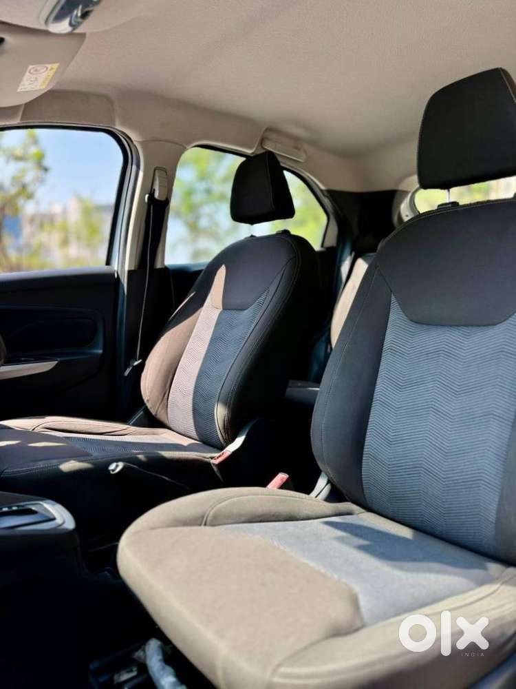 Ford Figo, 2016, Petrol