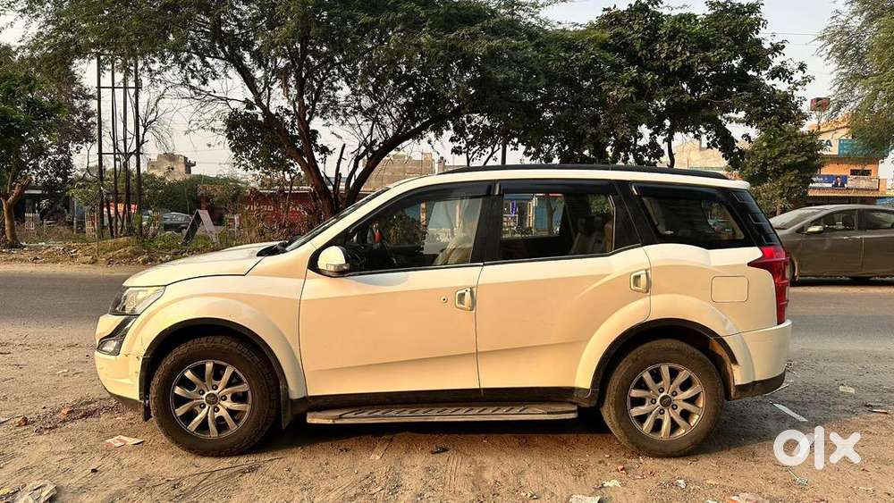 Mahinda Xuv500 W10