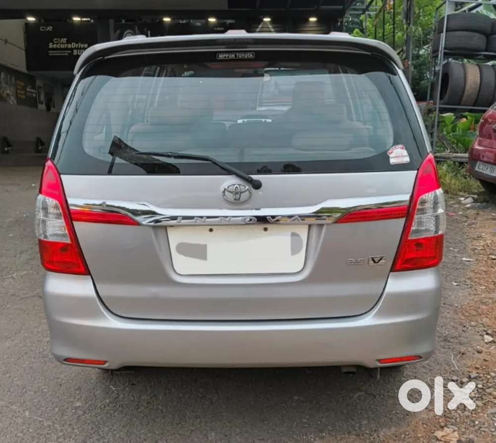 Toyota Innova 2.5 V 2016
