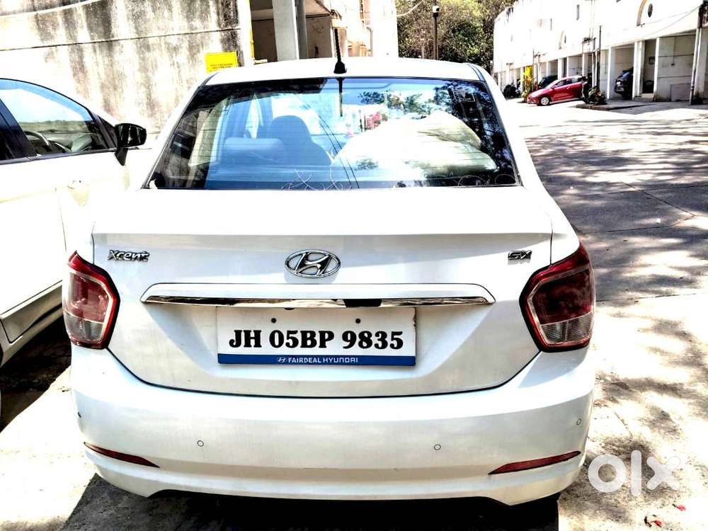 2016 Next To Top Model Hyundai Xcent 1.2 Vtvt Manual