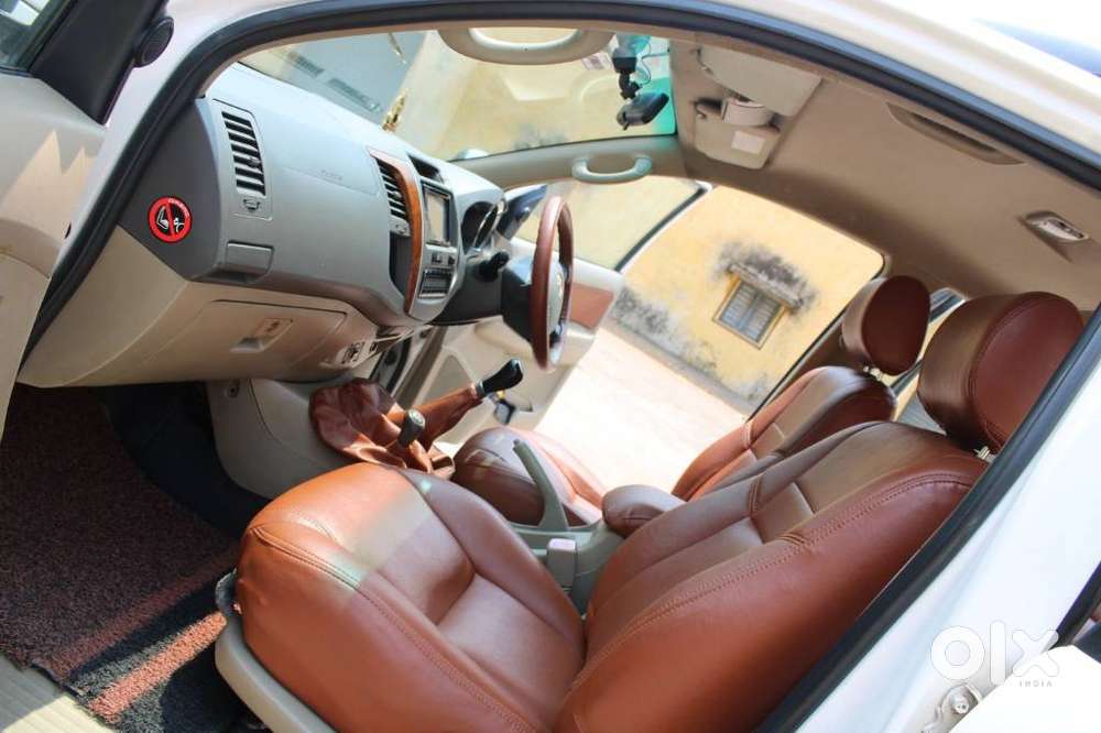Toyota Fortuner 3.0 4x4 Manual, 2011, Diesel