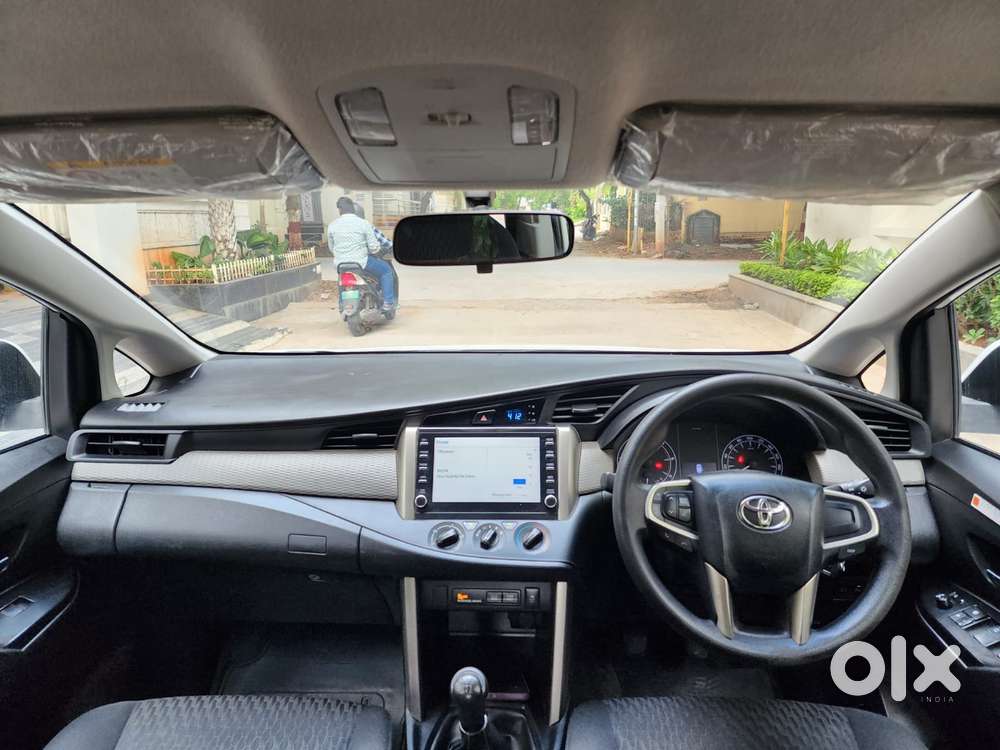 Toyota Innova Crysta 2.4 G Mt 7 Str, 2021, Diesel