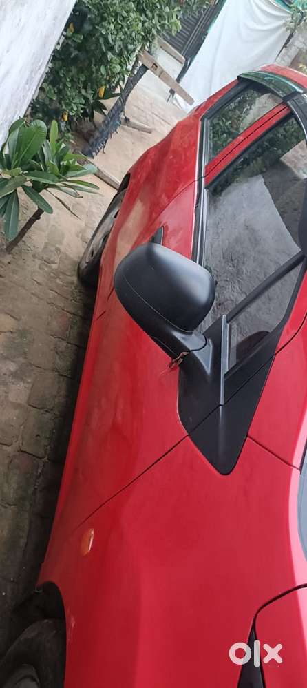 Chevrolet Beat Petrol 2012