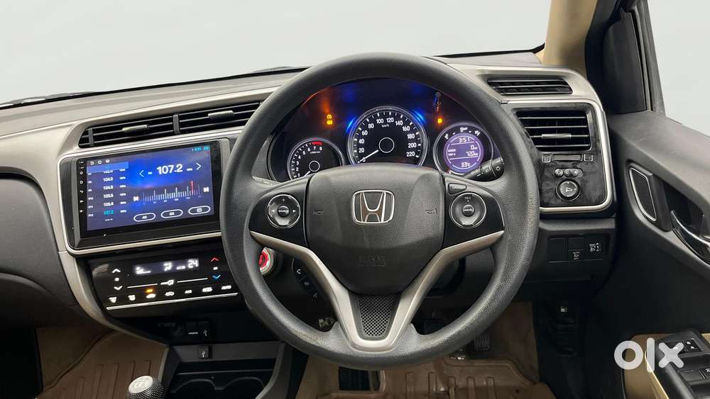 Honda City I-vtec V, 2018, Petrol