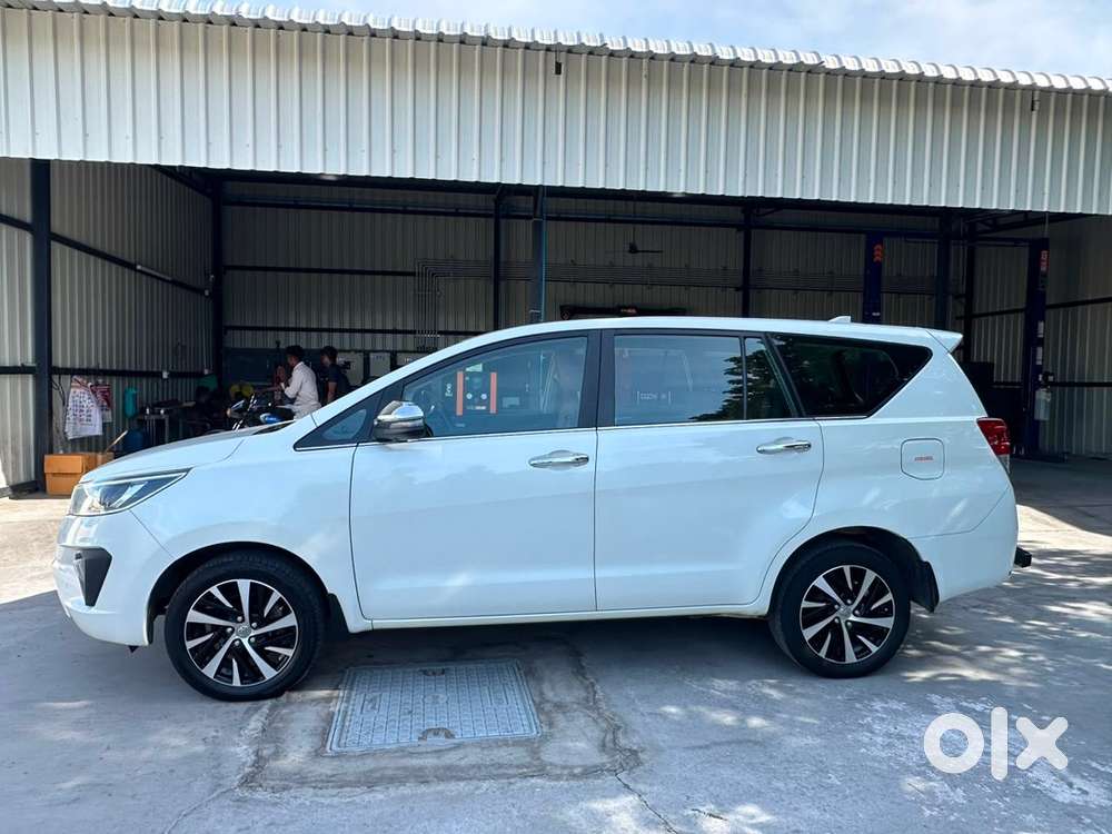 Toyota Innova Crysta Zx At  2022  Diesel  Well Maintained