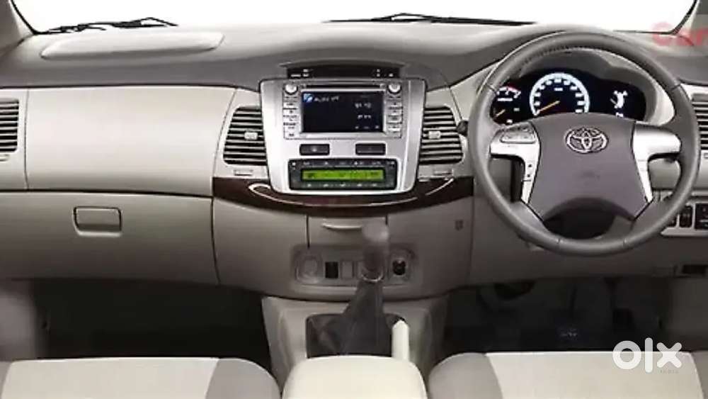 Toyota Innova 2014 Diesel 120000 Km Driven