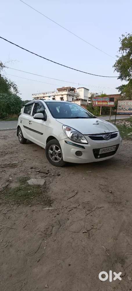 Hyundai I20 2012 Diesel Well Maintained No Problem In Car