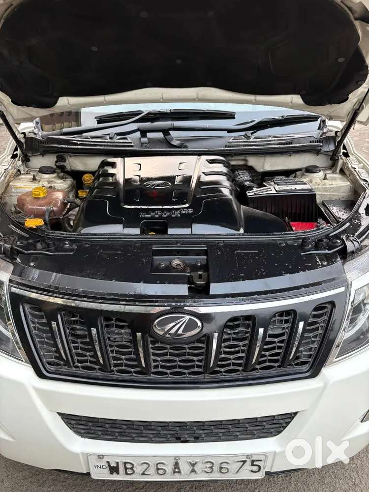 Mahindra Xuv500 W10 2.2 M Hawk Bs-iv Of 2017 Dec Well Maintained Car
