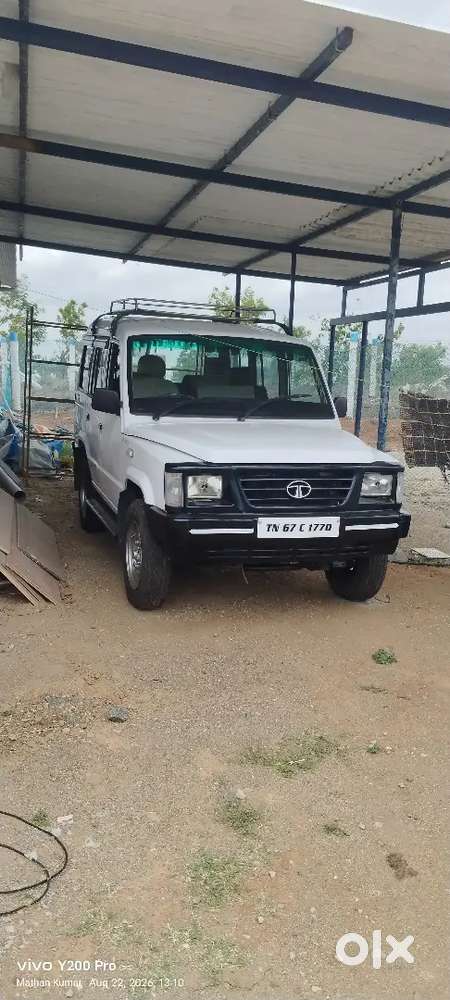 Tata Sumo Spacio 2000 Variant Gold,