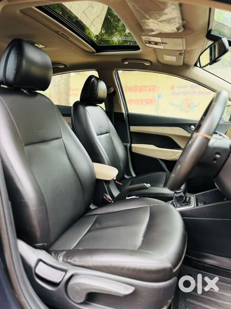 Hyundai Verna 1.5 Sx Petrol Mt, 2022, Petrol