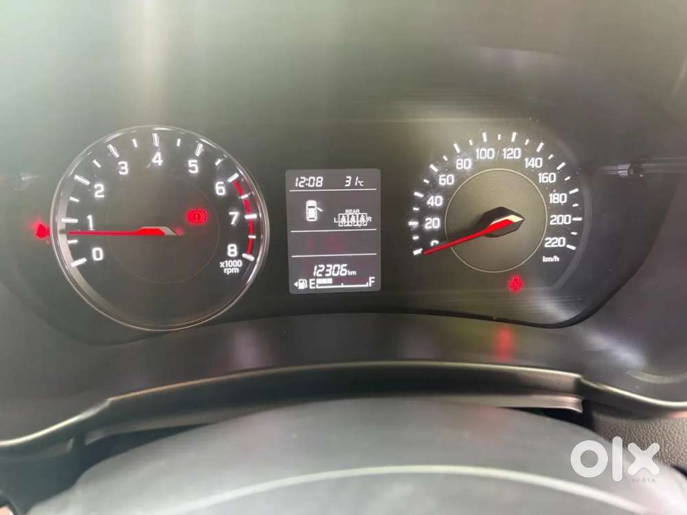 Maruti Suzuki Swift 1.3 Zxi, 2024, Petrol