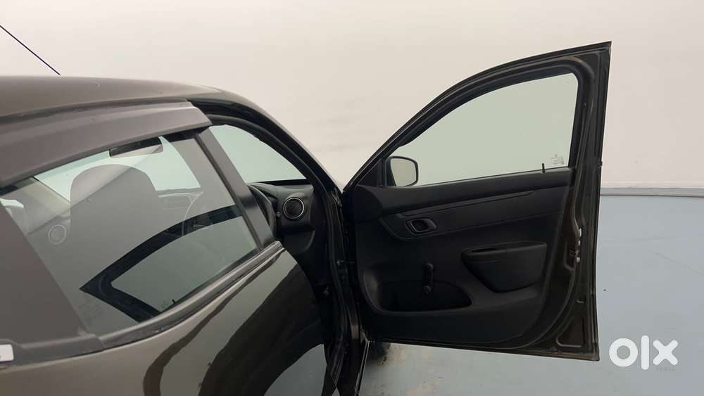 Renault Kwid 1.0 Rxl, 2017, Petrol