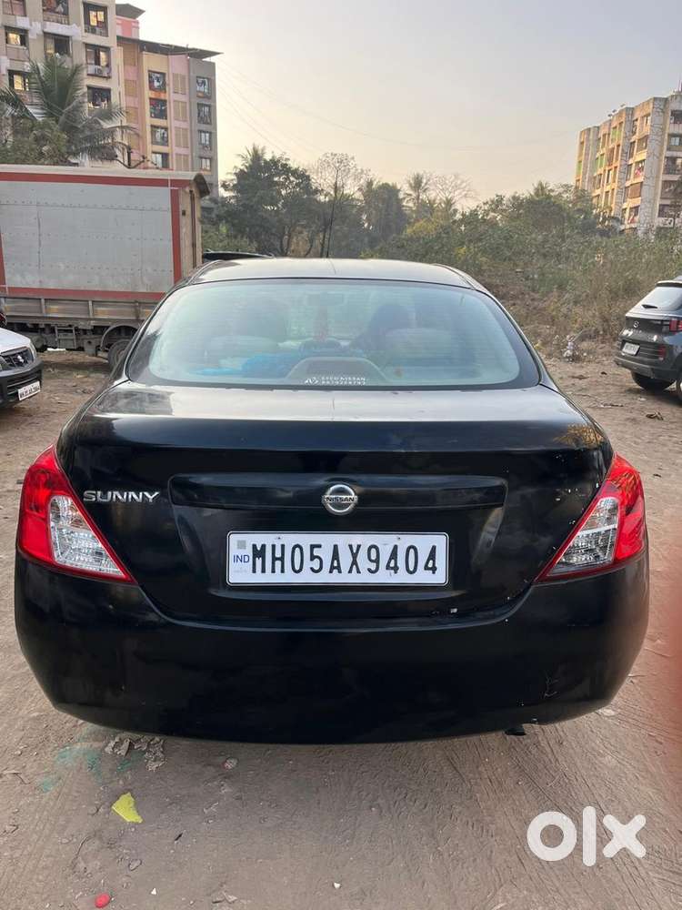 Nissan Sunny Petrol 2012