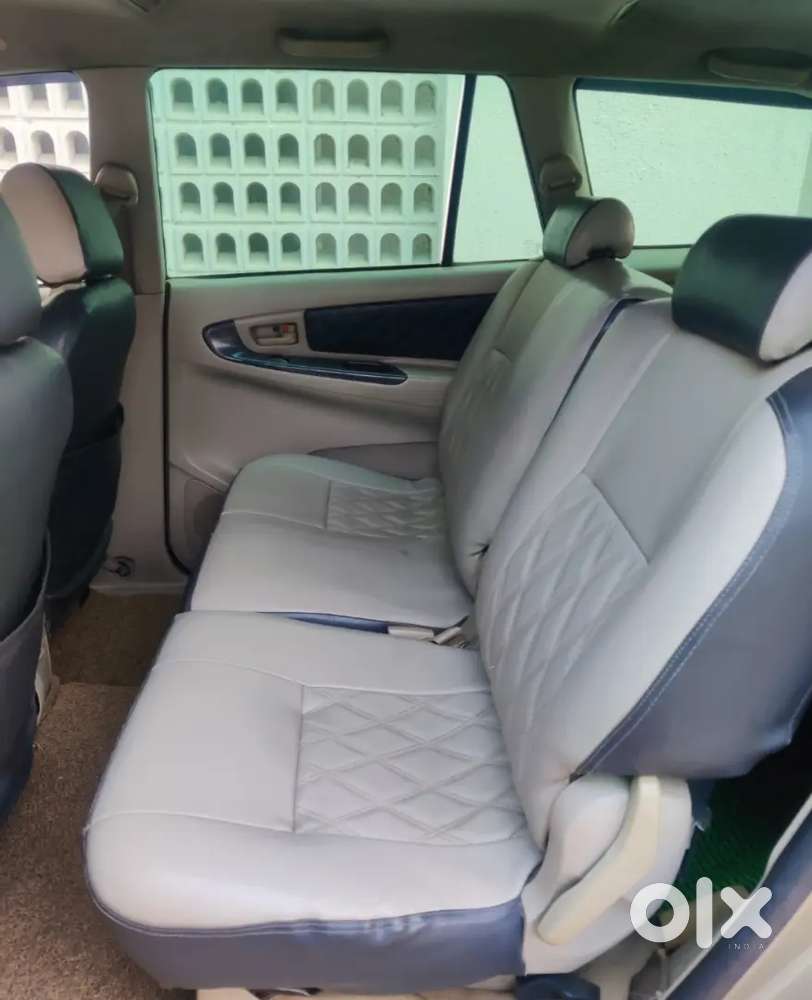 Toyota Innova Diesel 2010 4th Owner
