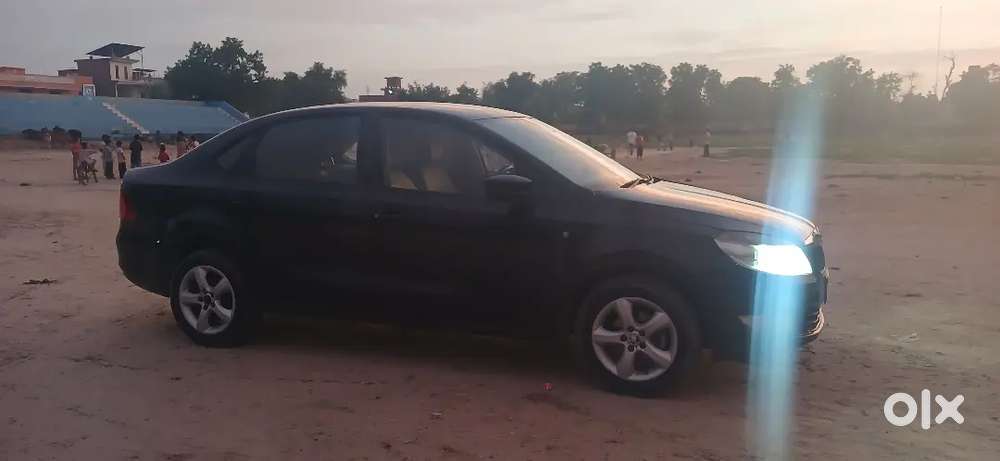 Skoda Rapid 1.6 Tdi Elegance Plus 2014  Diesel Manualwell Maintained
