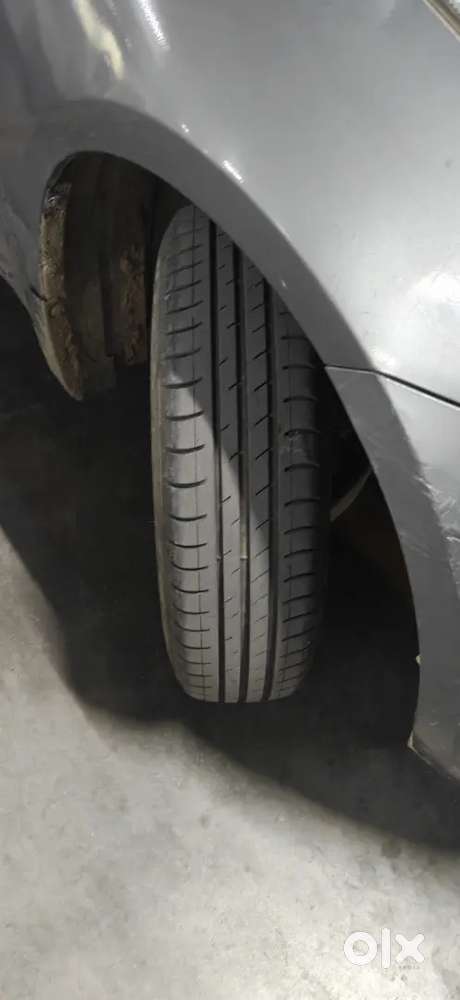 Maruti Suzuki Swift 2012