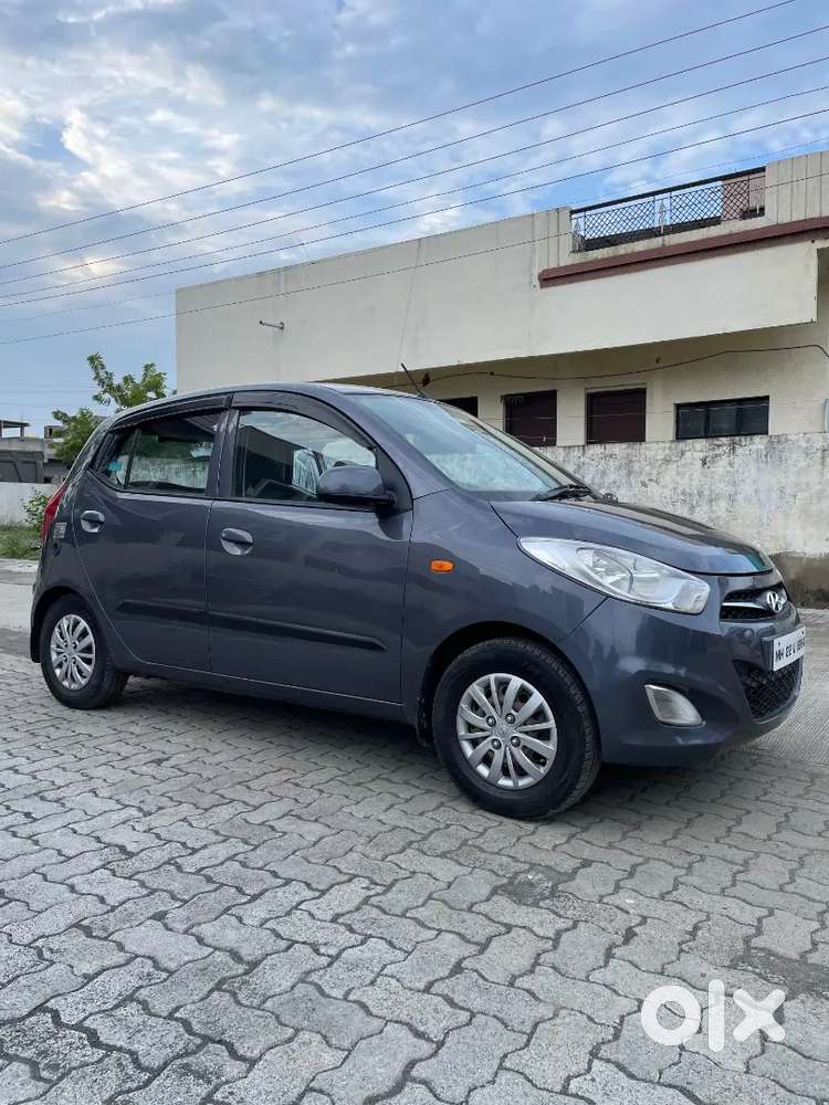 Hyundai I10 Sportz 2016 Petrol 65000 Km Driven