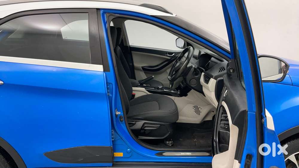 Tata Nexon 1.2 Revotron Xza Plus (o) Dual Tone, 2020, Petrol