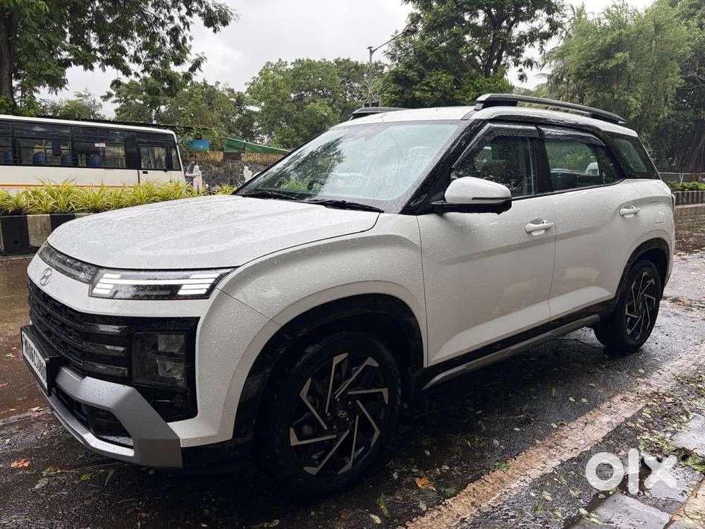 Hyundai Alcazar 2.0 Signature (o) Petrol At 7 Str, 2025, Petrol