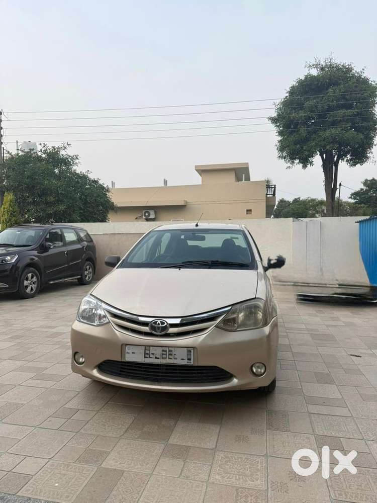 Toyota Etios Petrol Manual 2011