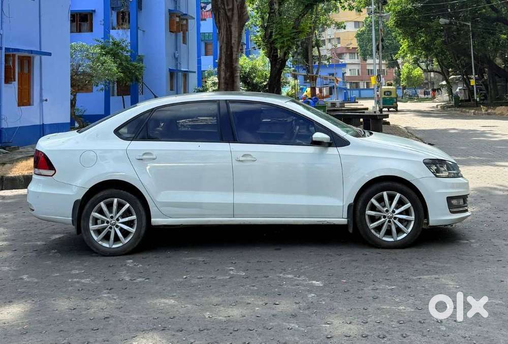 Volkswagen Vento 1.2 Tsi Highline Plus At, 2018, Petrol