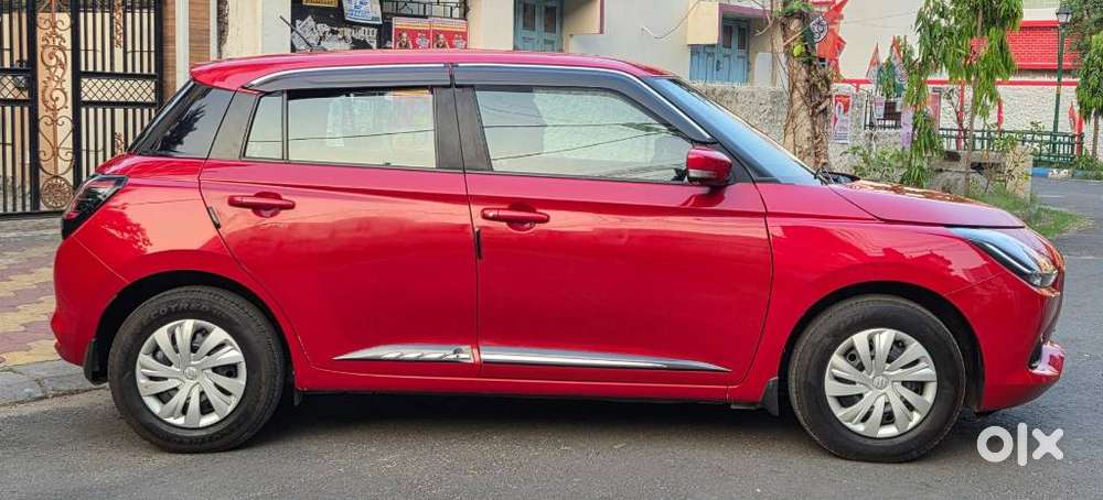 Maruti Suzuki Swift 1.2 Vxi (o), 2024, Petrol