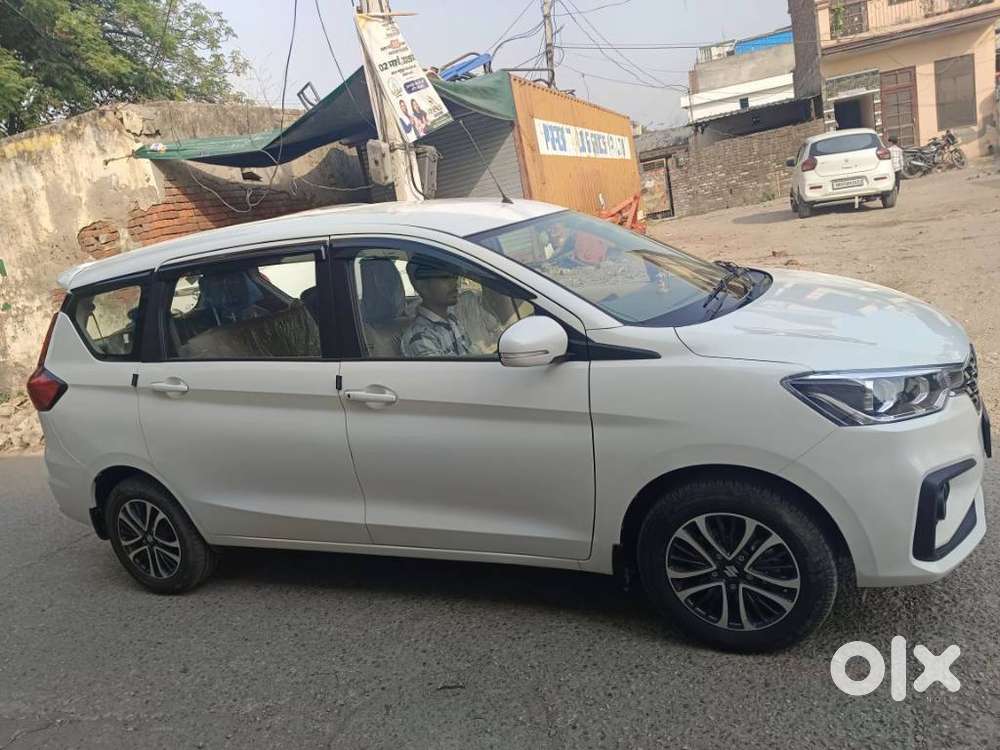 Maruti Suzuki Ertiga 1.4 Vxi Cng Anniversary Edition, 2024, Cng & Hy..