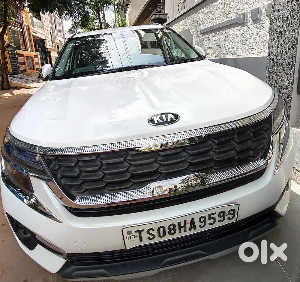 Kia Seltos 2020 Diesel White Color 105000 Km Driven