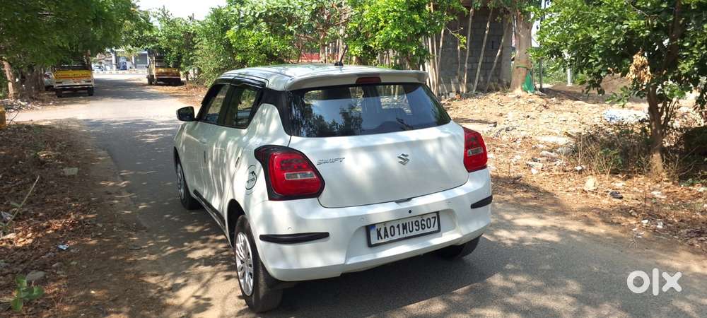 Maruti Suzuki Swift Vxi + Manual, 2020, Petrol