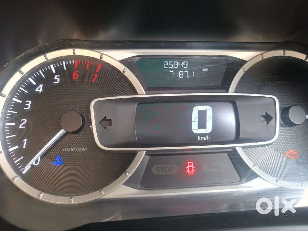 Nissan Kick (2021)petrol 25000 Km Driven
