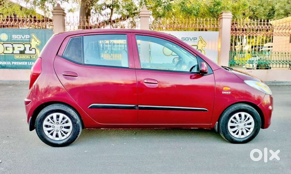 Hyundai I10 Sportz, 2014, Petrol