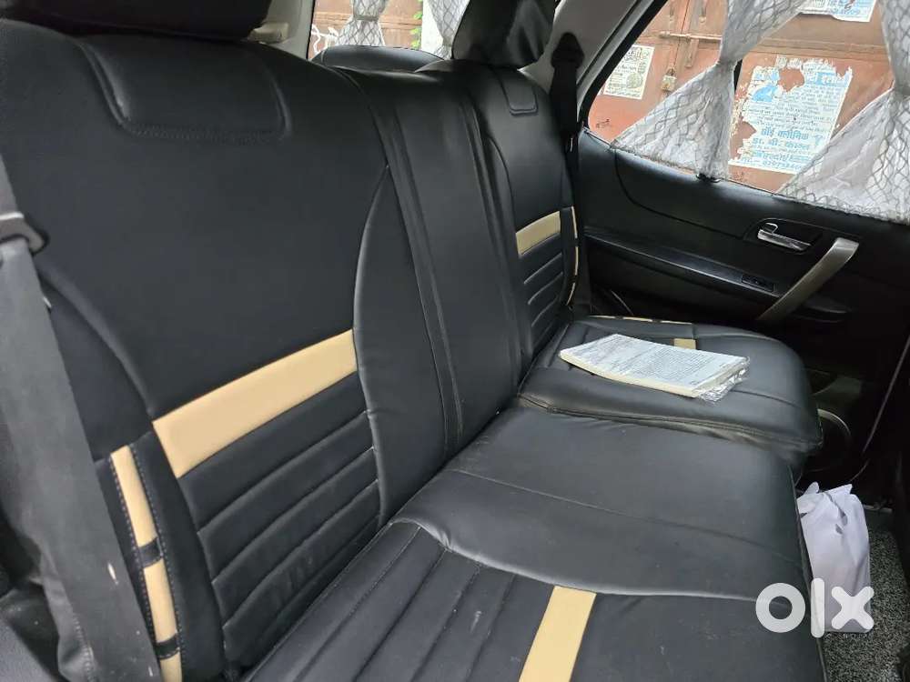 Tata Safari Storme 2017