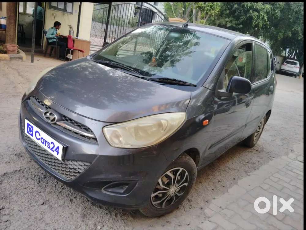 Hyundai I10 2011 Petrol Well Maintained Delhi Registered