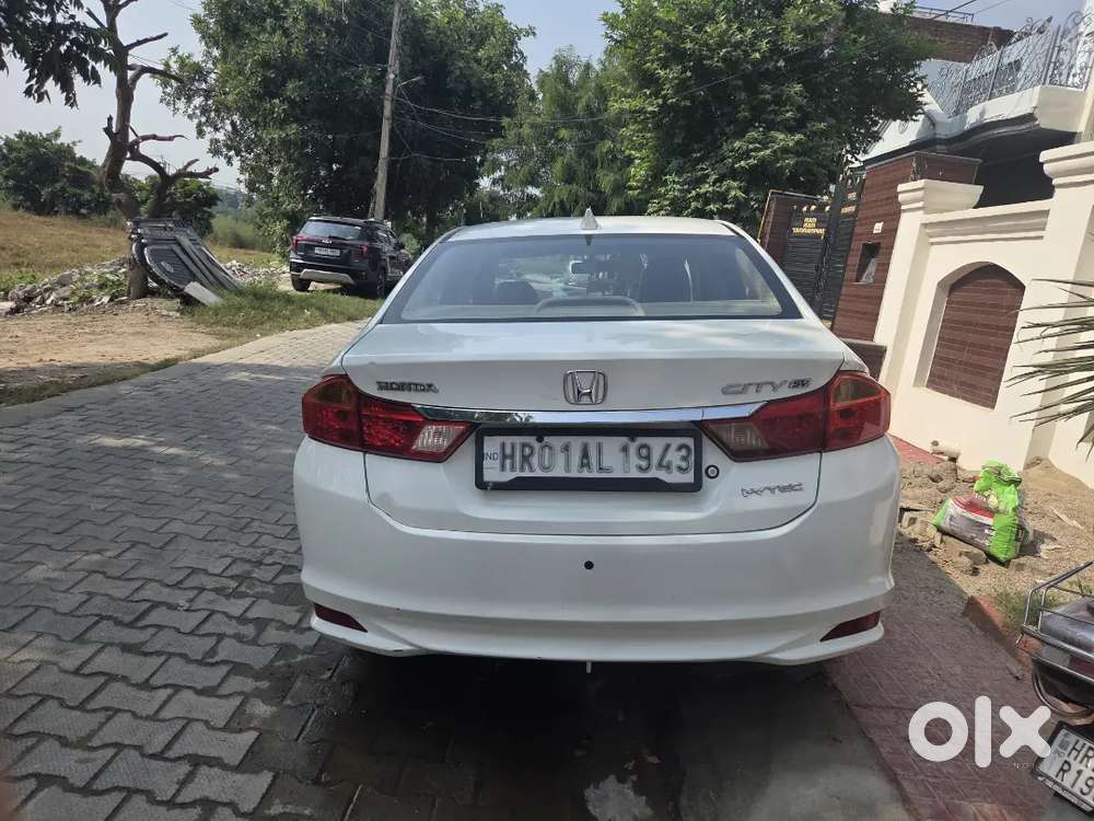 Honda City 1.5 V 2015