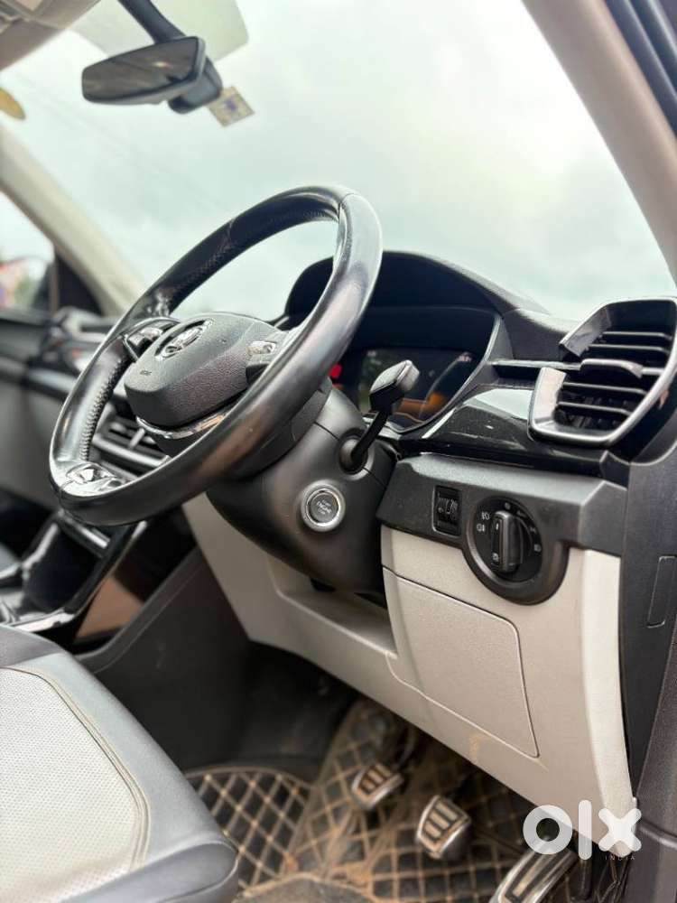 Skoda Kushaq Style 1.0l Tsi Mt, 2023, Petrol