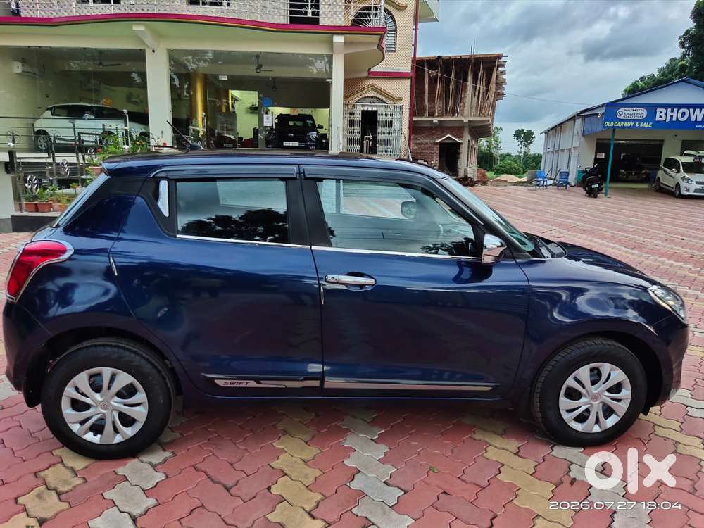 Maruti Suzuki Swift 1.2 Vxi (o), 2022, Petrol