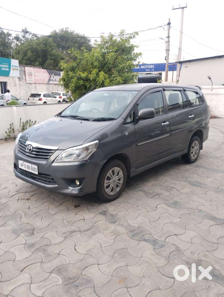 Toyota Innova 2.5 G (diesel) 7 Seater, 2012, Electric