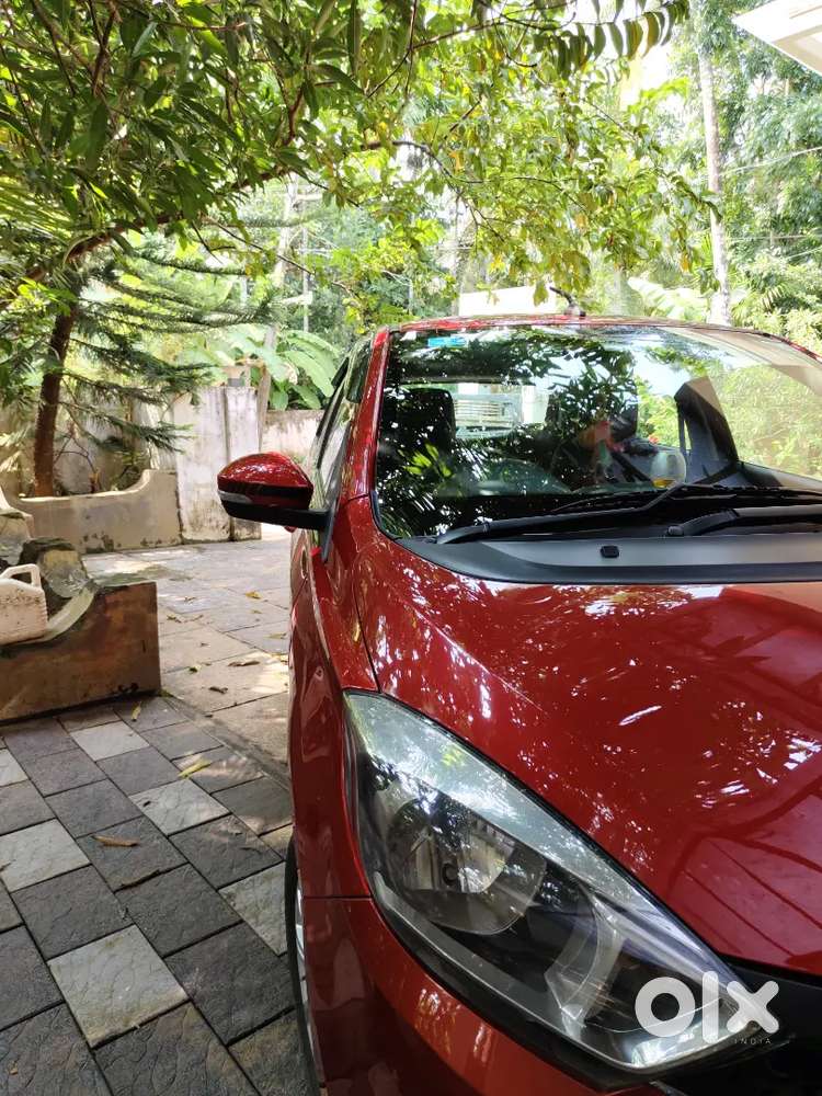 Tata Tiago 2018 Petrol 52000 Km Driven
