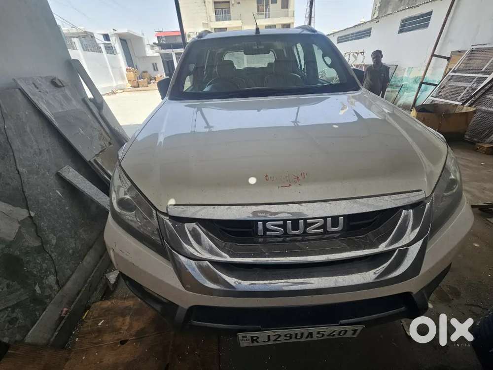 Isuzu Mux 2017 डीजल