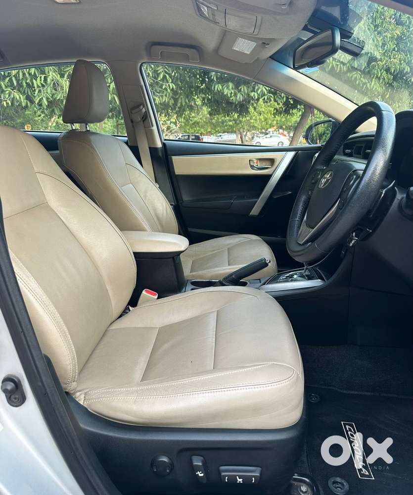 Toyota Corolla Altis Vl At, 2015, Petrol