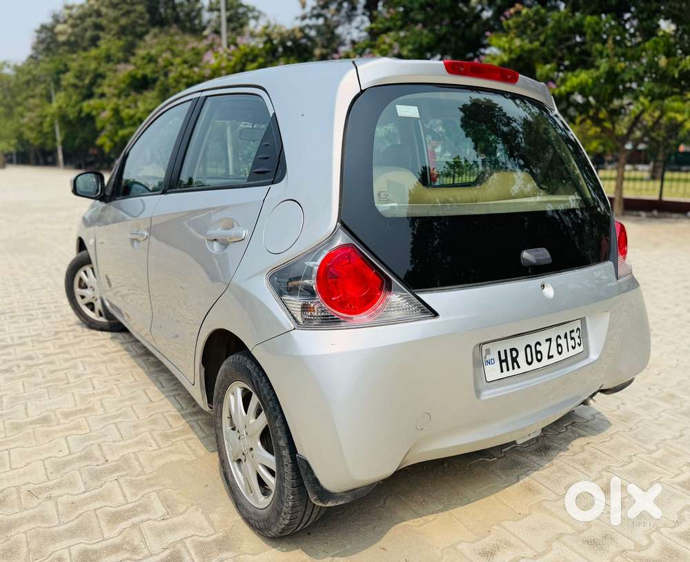 Honda Brio 2011-2013 V Mt, 2012, Petrol