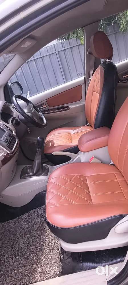 Toyota Innova 2.5 Vx 7 Seater Bs Iv, 2012, Diesel