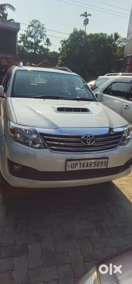 Toyota Fortuner 2014