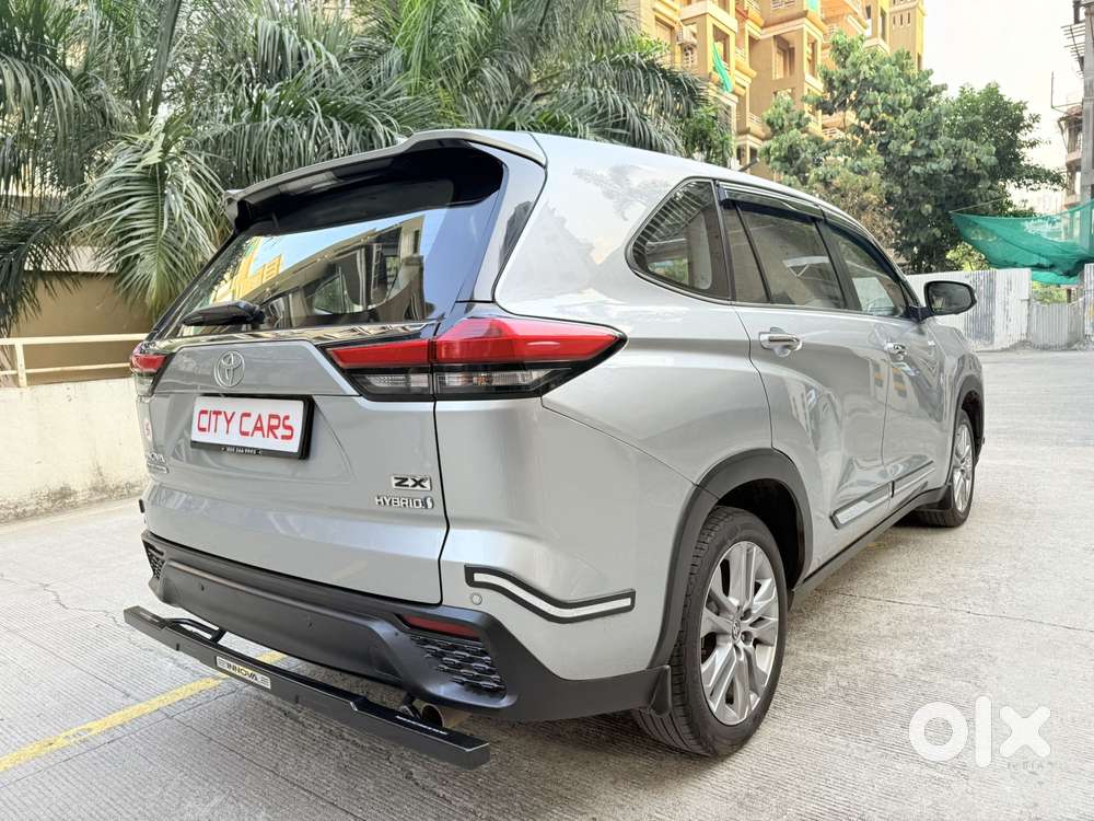 Toyota Innova Hycross 2.0 Zx (o) Hybrid 7 Str, 2024, Cng & Hybrids