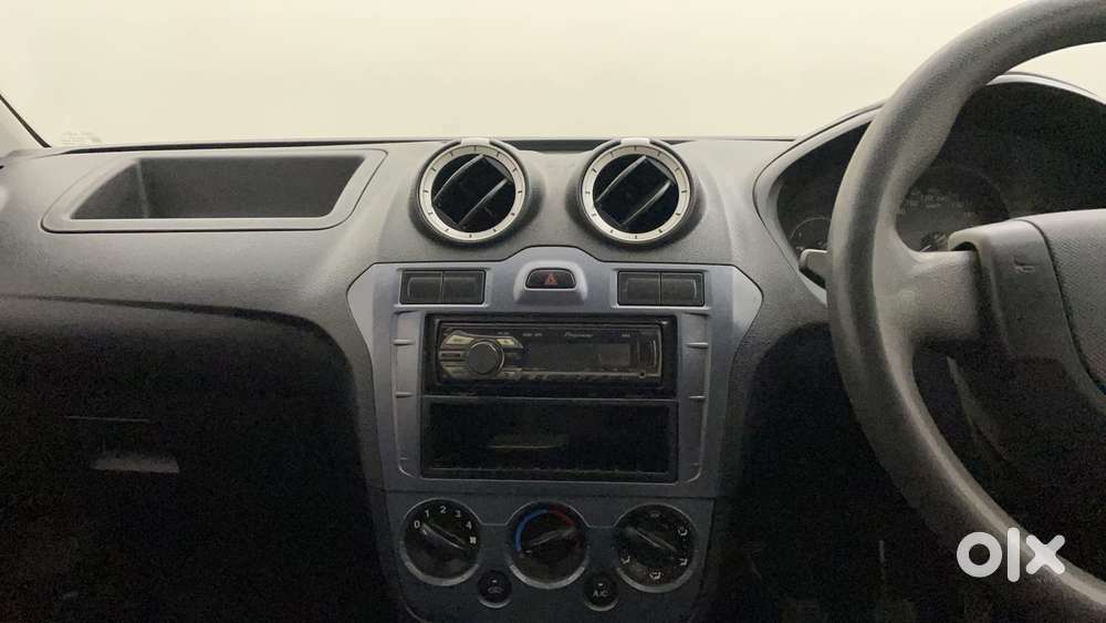 Ford Figo 2010-2012 Petrol Exi, 2013, Petrol