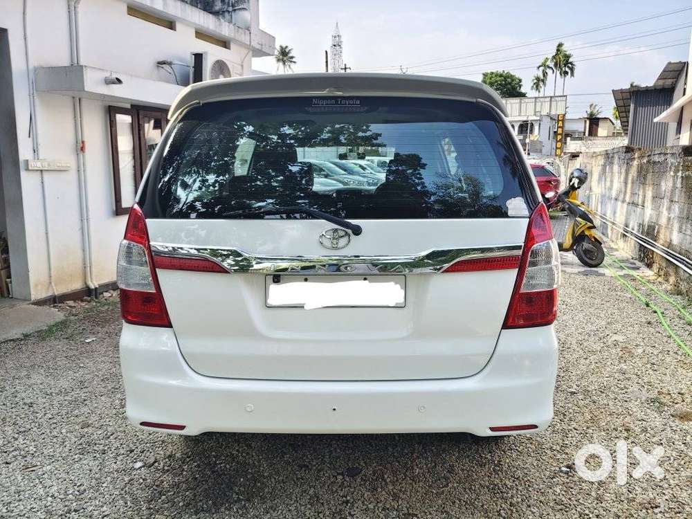 Toyota Innova 2.5 Gx 7 Str Bs-iii, 2014, Diesel