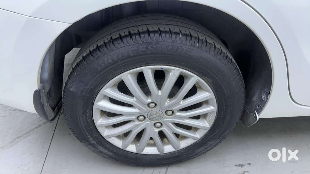 Maruti Suzuki Dzire 1.2 Zxi Amt, 2019, Petrol